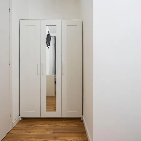 Colombo House * Quartu SantʼElena